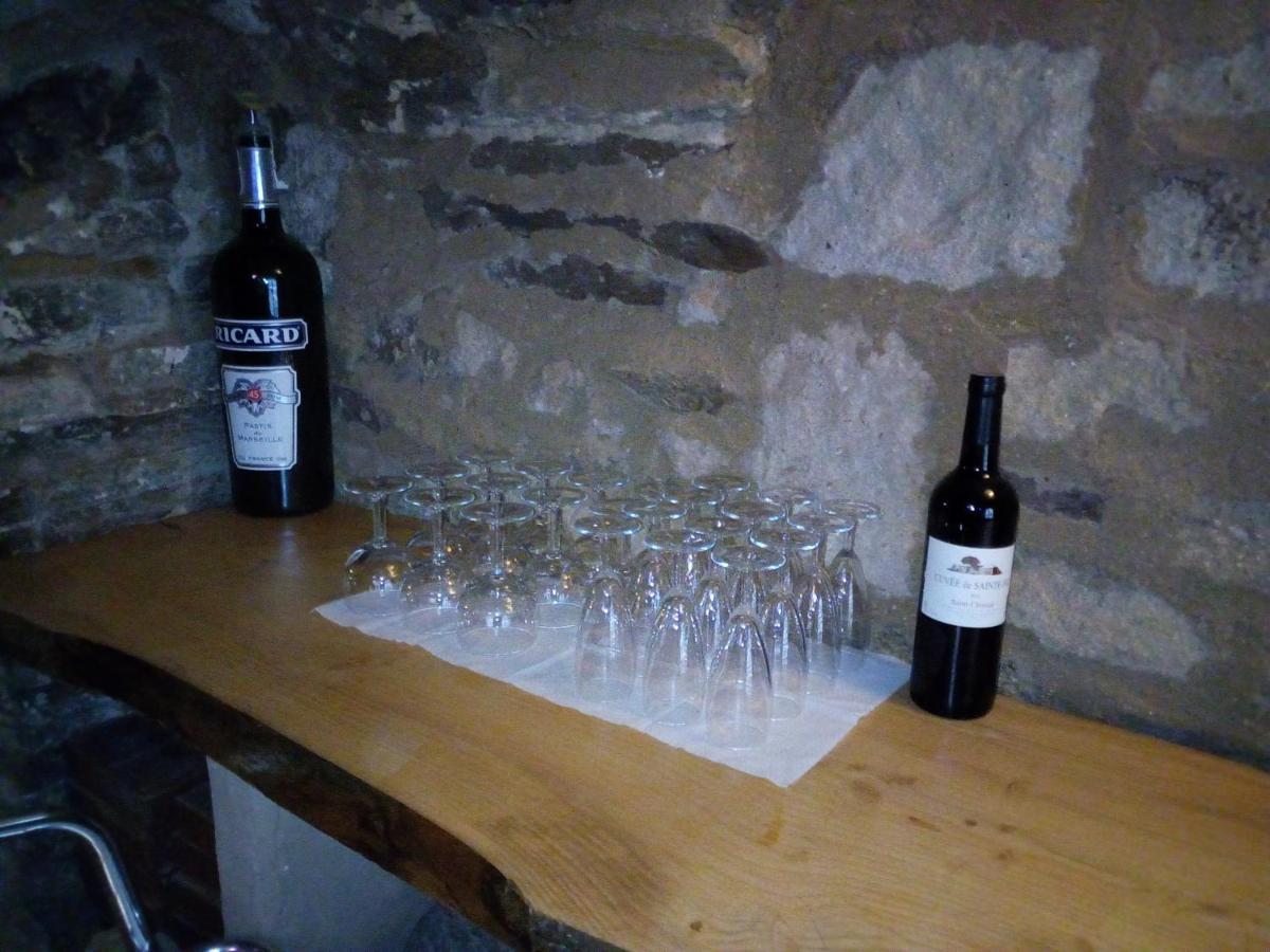 The Tavern Castelnau-Pegayrols Bagian luar foto