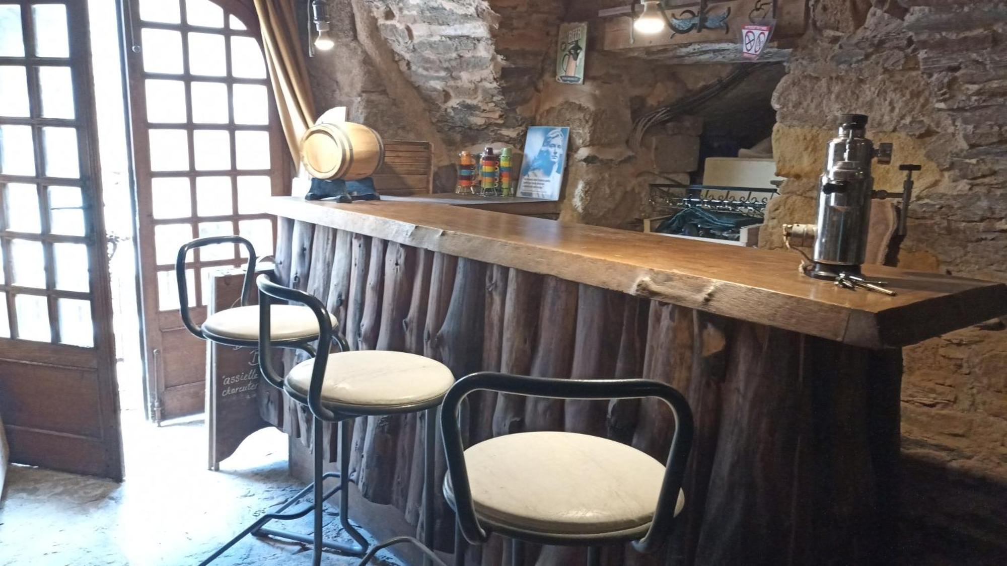 The Tavern Castelnau-Pegayrols Bagian luar foto